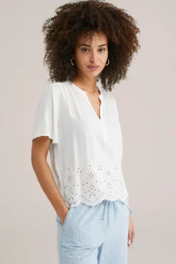 top met embroidery