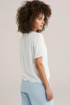 top met embroidery