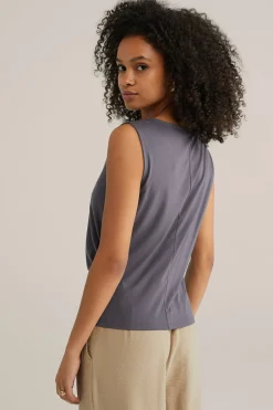 top met plooidetail