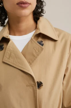 trenchcoat