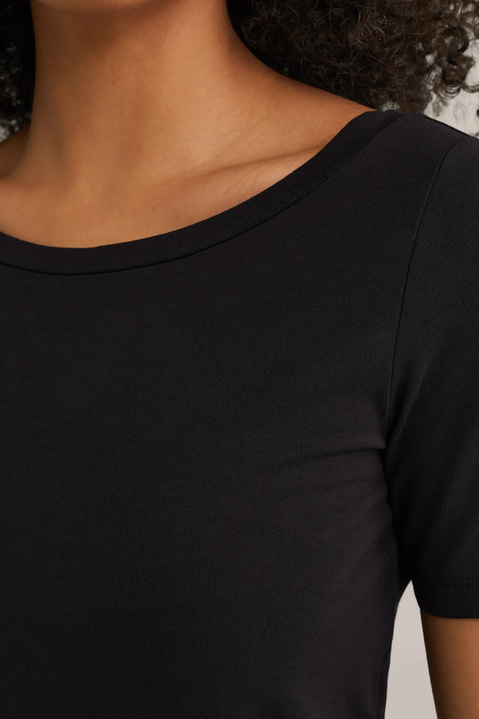T-shirt met boothals