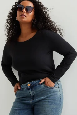 T-shirt met boothals- Curve