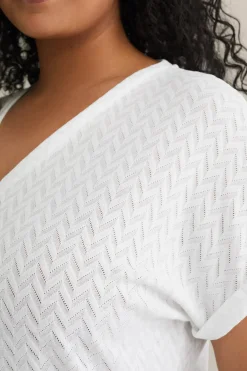 T-shirt met opengewerkt dessin - Curve