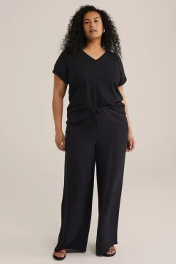 T-shirt met opengewerkt dessin - Curve