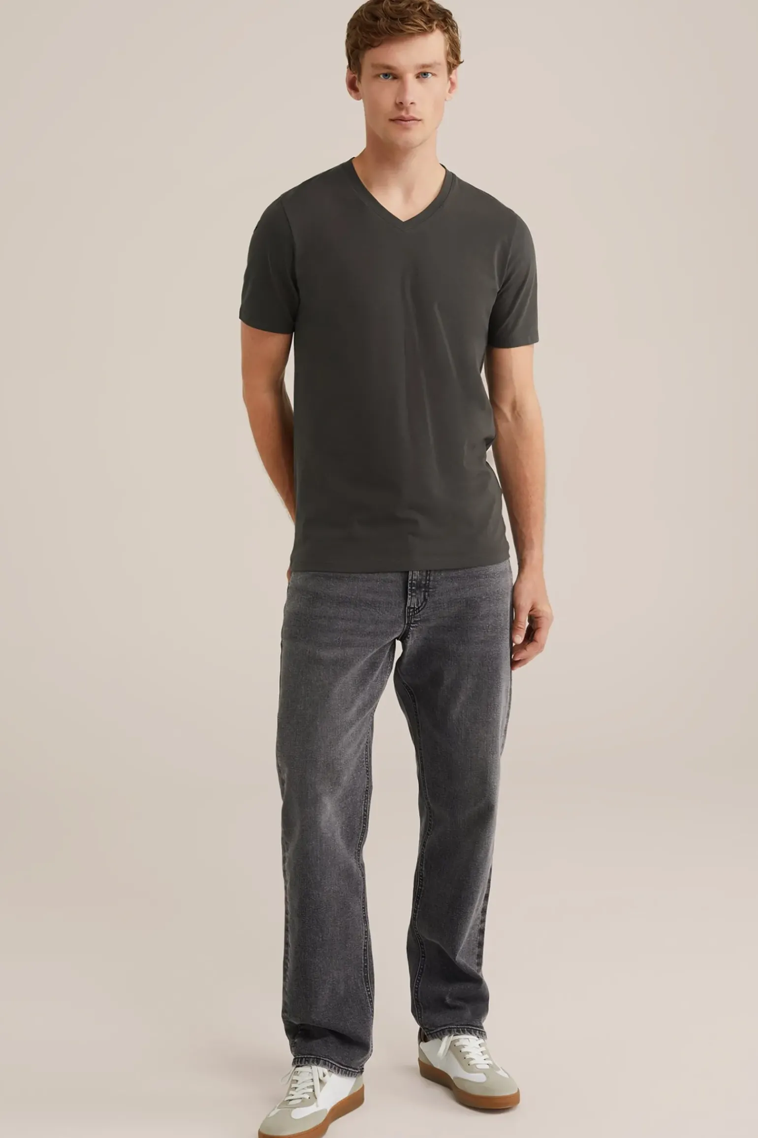 T-shirt met V-hals