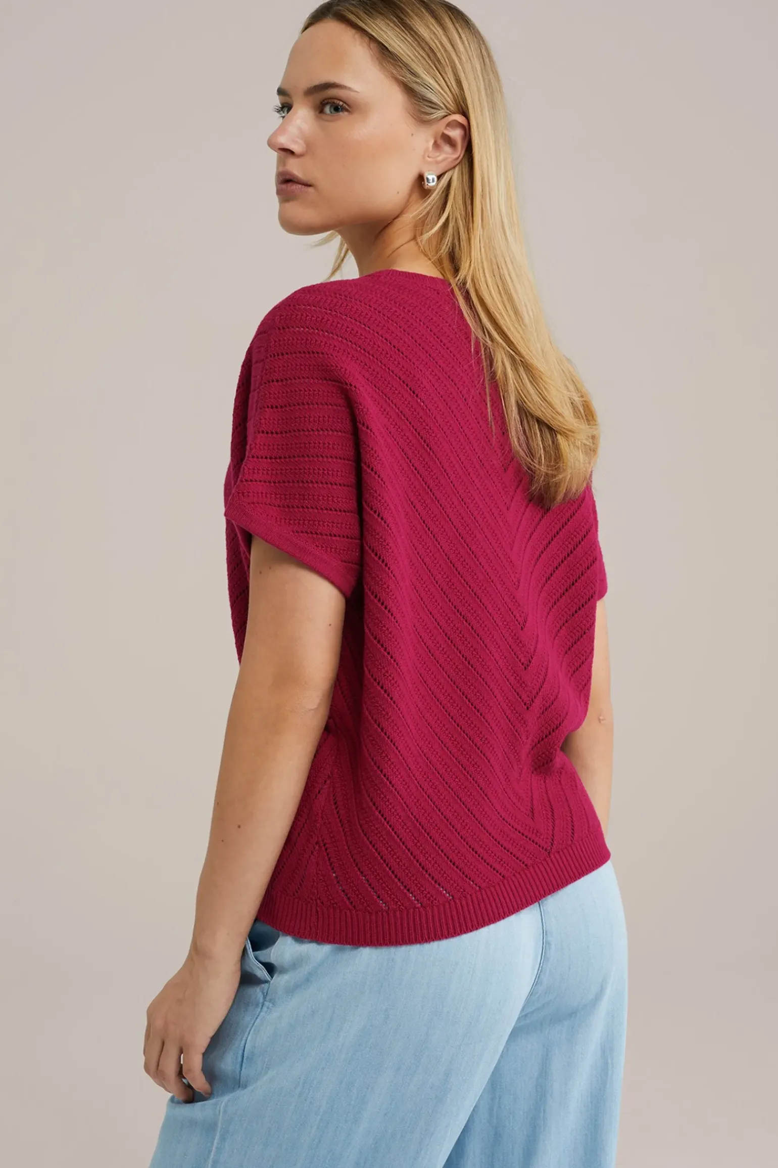 vest met opengewerkt dessin